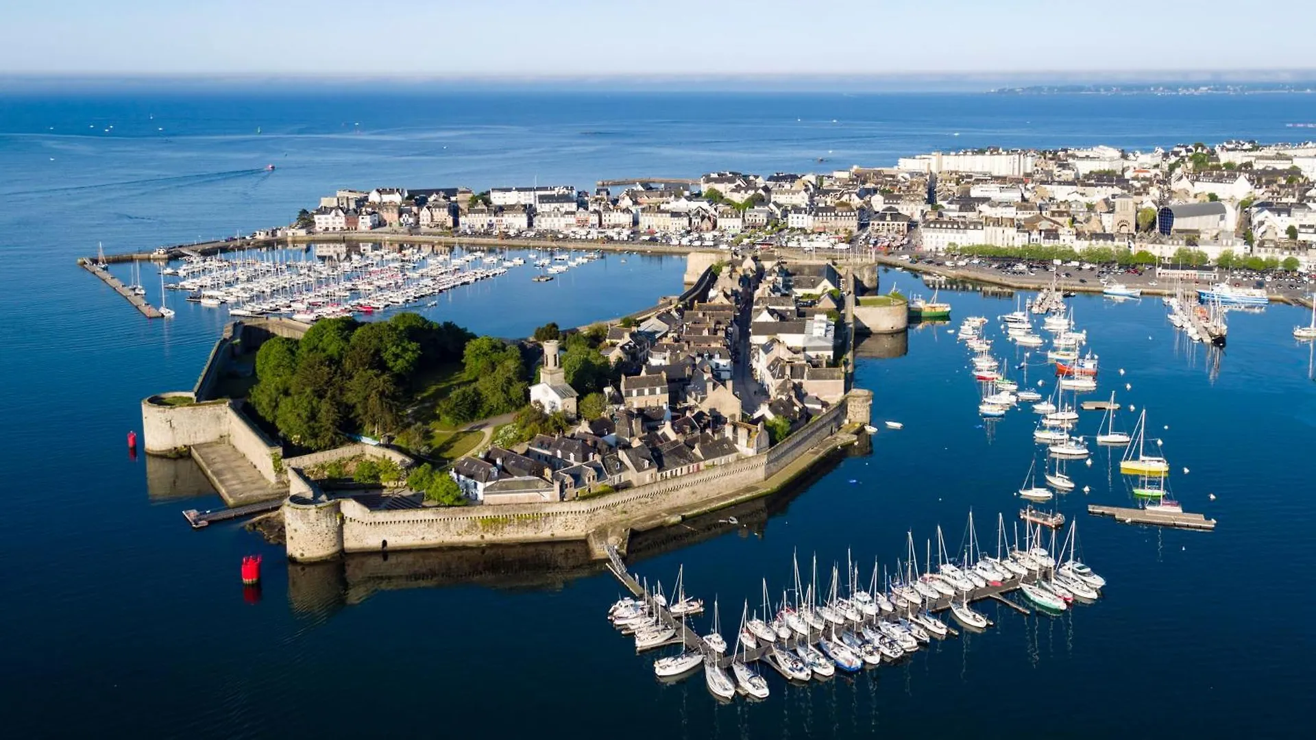 Le Hublot Face Mer Et Proche Centre Ville Concarneau 0*,  Fransa