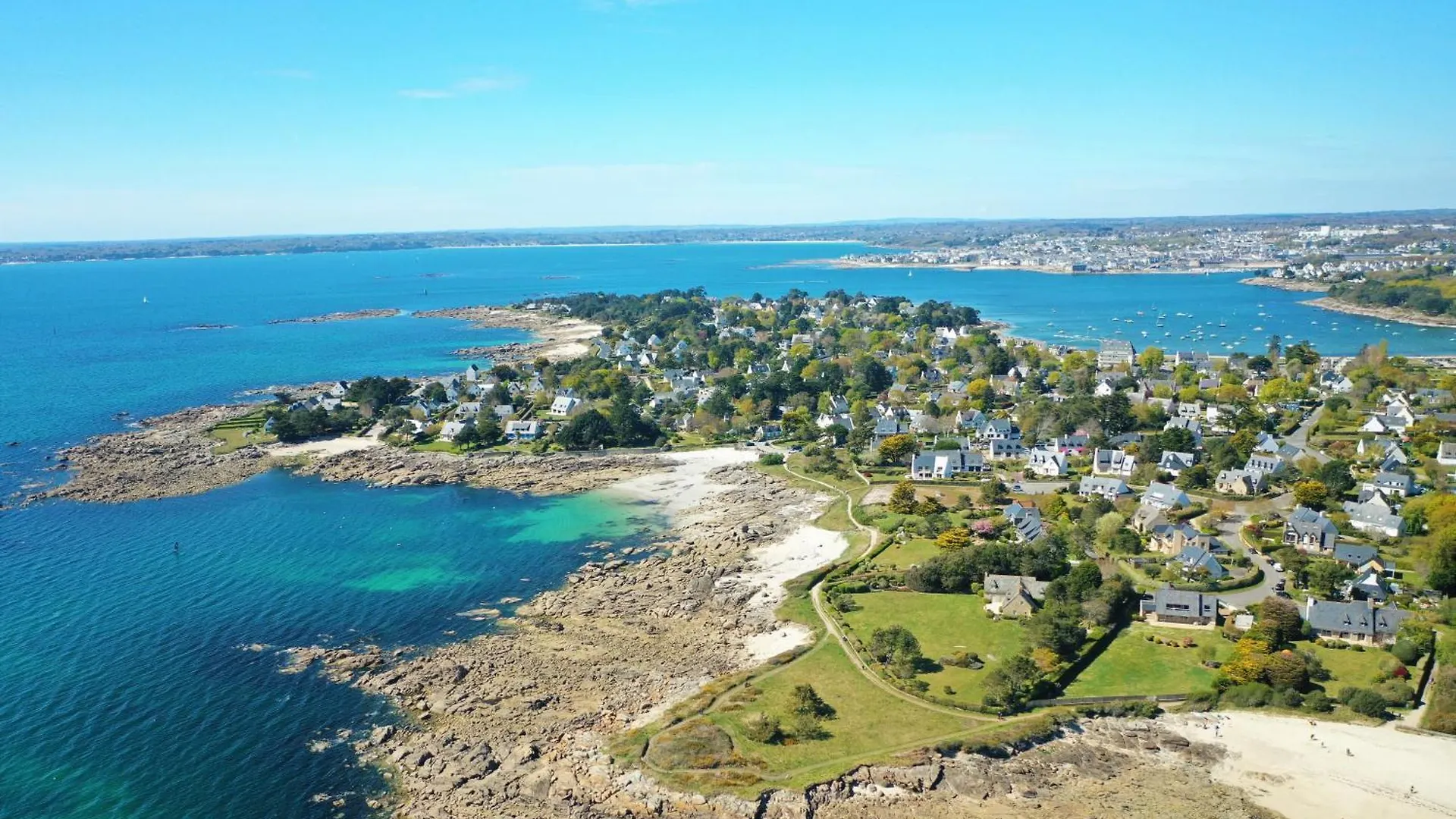 Le Hublot Face Mer Et Proche Centre Ville Concarneau Daire